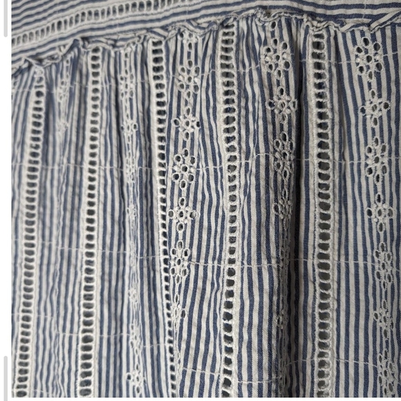 Pre-owned Women's Blue Patterned Top - Picture 4 of 7